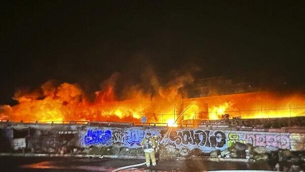 Massive fire closes major Los Angeles road
