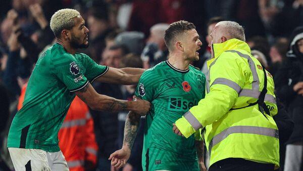 Trippier co<em></em>nfronts angry Newcastle fans after dismal defeat at Bournemouth